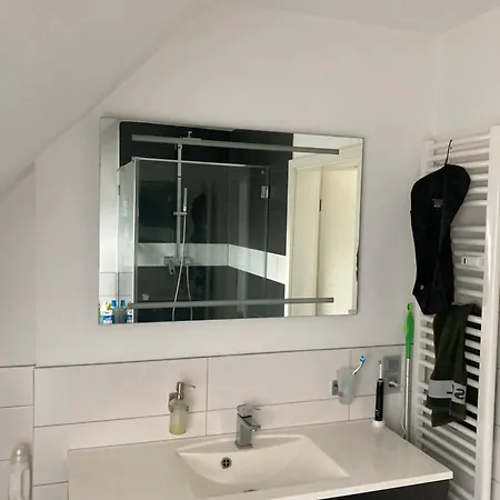 Apartment Moderne Und Zentrale Dachgeschosswohnung In