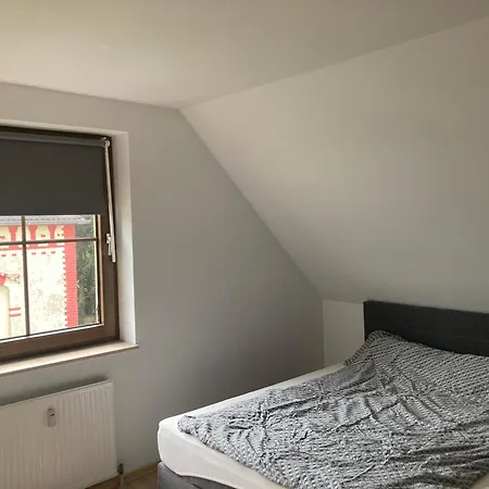 Appartement Moderne Und Zentrale Dachgeschosswohnung In Duisbourg